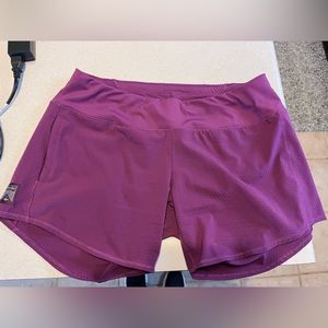 Oiselle Long Roga size 8